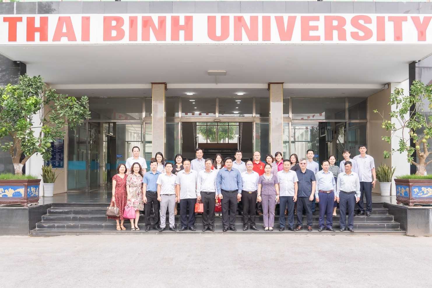 TIẾP VÀ LÀM VIỆC VỚI ĐOÀN CÁN BỘ, GIẢNG VIÊN, HỌC VIÊN HỌC VIỆN CHÍNH TRỊ QUỐC GIA HỒ CHÍ MINH